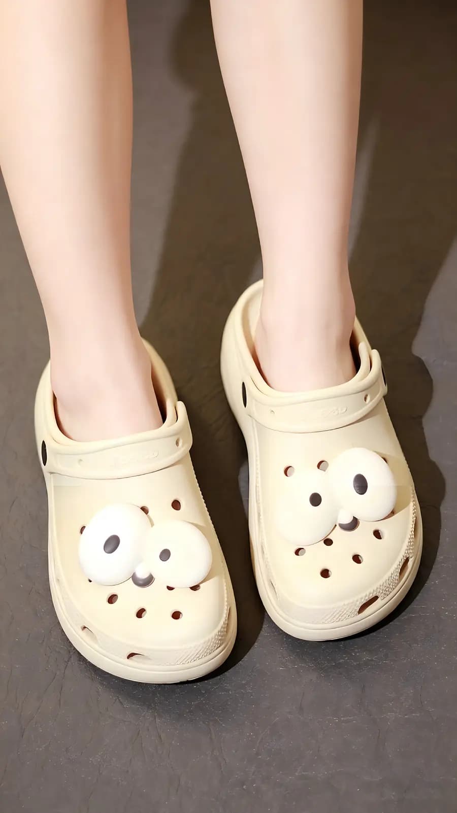 Kunoth lightweight waterproof EVA foam clogs product display