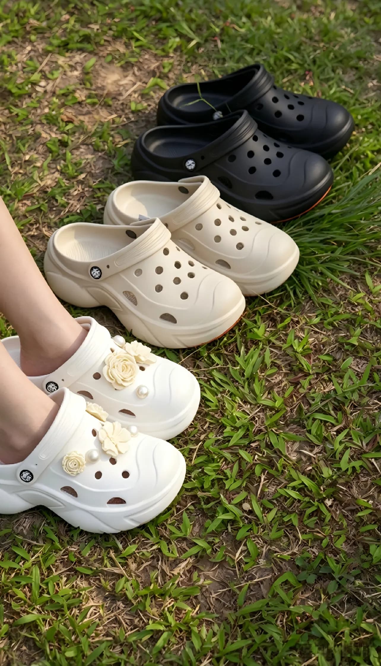 Kunoth lightweight waterproof EVA foam clogs product display